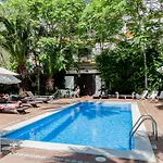 Hotel Galeon 3*