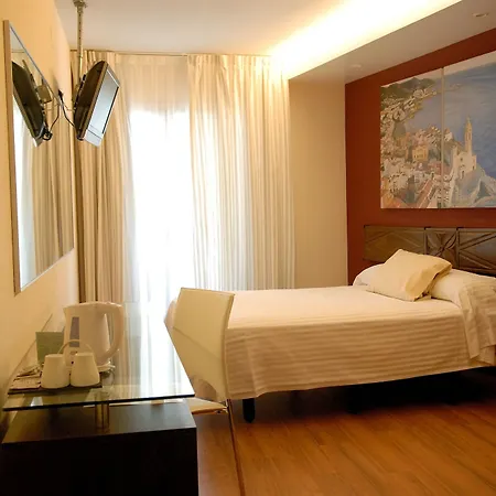 Galeon Hotel 3*