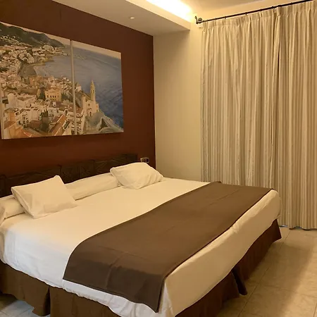 Galeón 3*