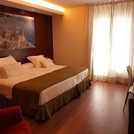 Hotel Galeon 3*