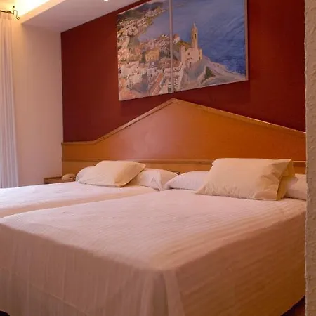 فندق Galeon 3*